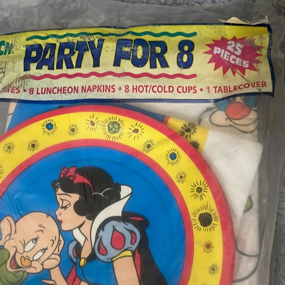 Vintage Disney Snow White Birthday Party Pack Plates cup table cloth NEW